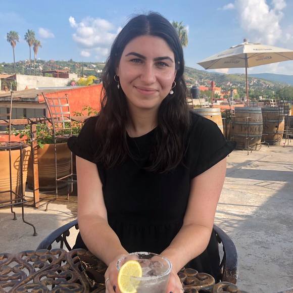 Nina Follman - Poshmark Profile Picture of Nina Follman (@nina_doll) on Poshmark