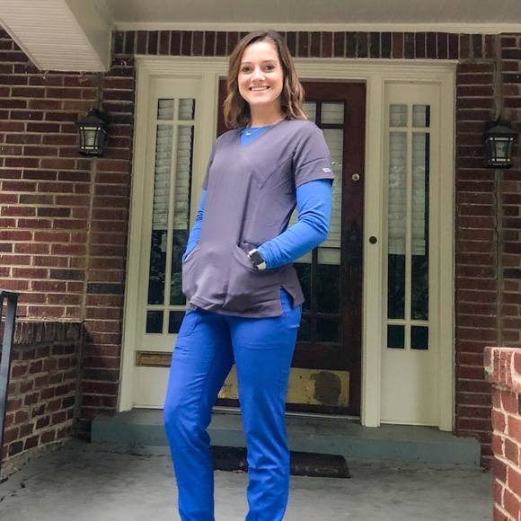 Profile Picture of Sam Stallbaumer (@sstallbaumer) on Poshmark