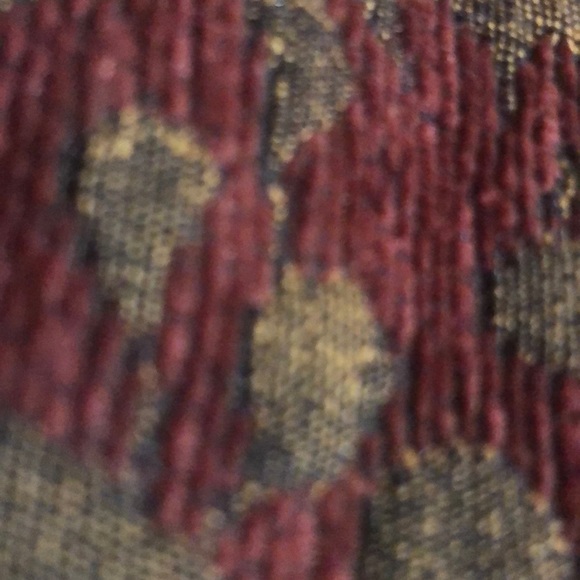 Profile Picture of Michelle Cavazos (@miva0619) on Poshmark