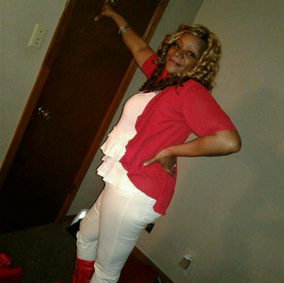 Profile Picture of Towanda Harris (@t46harris) on Poshmark