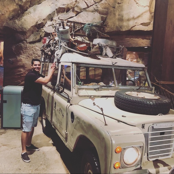 Profile Picture of Wesley mota da silva Mota da silva (@coverblack) on Poshmark