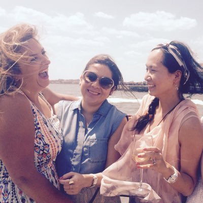 Profile Picture of Caroline Zhao (@swimmingsun) on Twitter