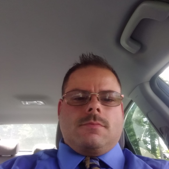 Don Kovalski - Poshmark Profile Picture of Don Kovalski (@stuman92) on Poshmark