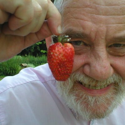 Profile Picture of Geoffrey Hewitt (@RevGeoff123) on Twitter