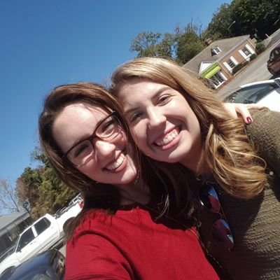 Profile Picture of Julianne Peterson (@Jul3sie) on Twitter