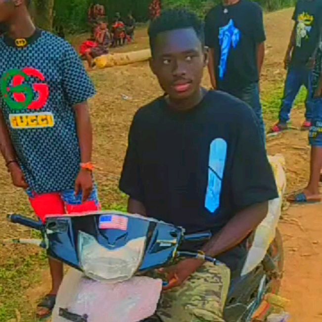 Profile Picture of Joey Gee 🇱🇷💪 (@user5929740124738) on Tiktok