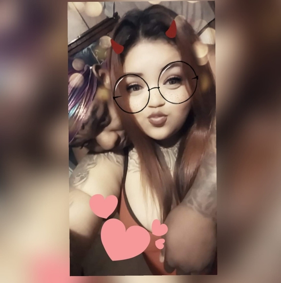 Profile Picture of Angie n justice Cummings (@angiee0907) on Poshmark