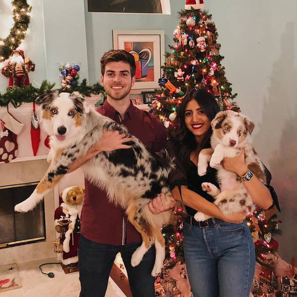 Profile Picture of Pamela Gonzalez (@pamshaus) on Poshmark