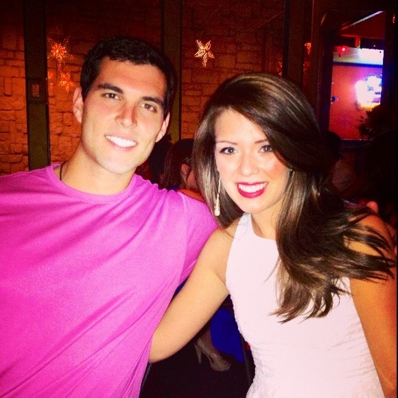 Profile Picture of Tayler Malott (@tayemalott) on Poshmark