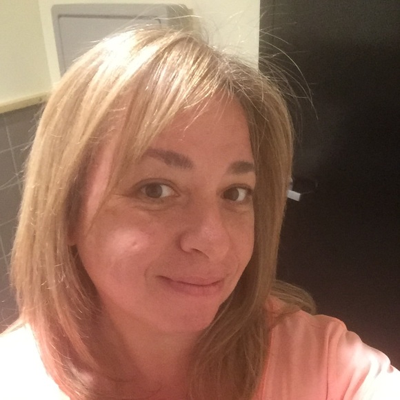 Profile Picture of Rose Graffeo (@bella2769) on Poshmark