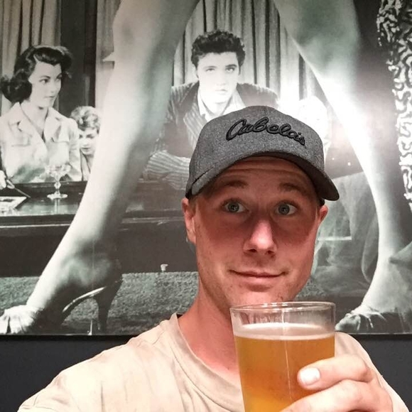 Profile Picture of Justin Adams (@justincadams18) on Poshmark