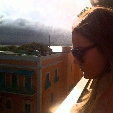 Profile Picture of Clare Meyer (@clareemeyer) on Twitter