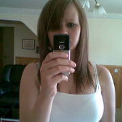 Profile Picture of Ursula Jane Davies (@UrsiJane) on Twitter