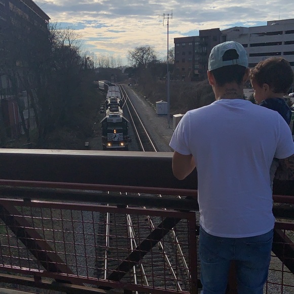 Profile Picture of Ralph Rocha (@ralphrocha) on Poshmark