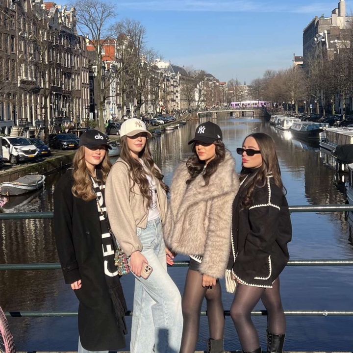 Profile Picture of scarlett_donnelly (@scarlett_donnelly) on Tiktok