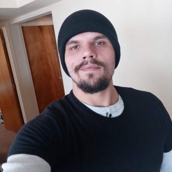 Profile Picture of Richard Aton (@atonrichard2) on Poshmark