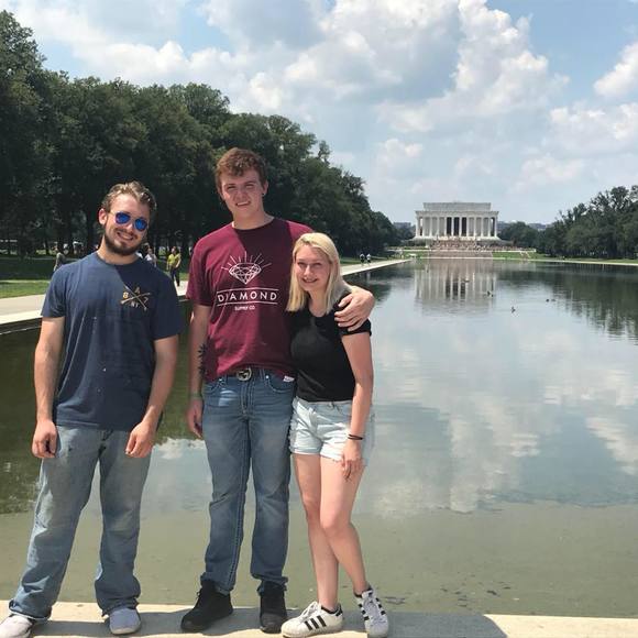 Profile Picture of Jason Lyons (@jasonlyons07) on Poshmark