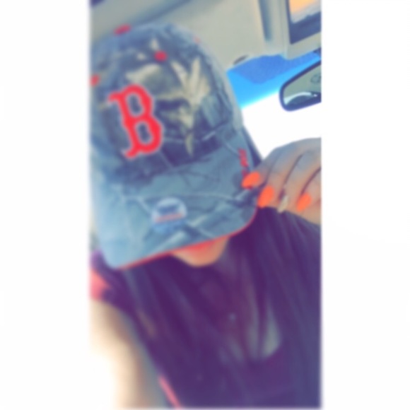 Profile Picture of Brianna Archibeque (@brrrrrrriiiiiii) on Poshmark