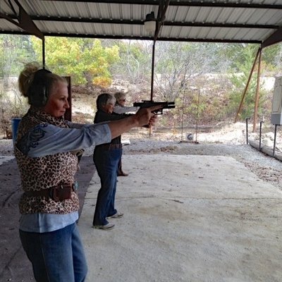 Profile Picture of Deborah Keyes (@zwyno72) on Twitter