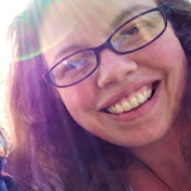 Profile Picture of Rebecca Law (@rebeccasmiles1) on Youtube