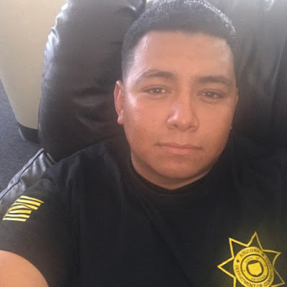 Irving Garcia - Poshmark Profile Picture of Irving Garcia (@elchalango) on Poshmark