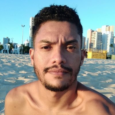 Profile Picture of Raphael Teixeira (@Raphaeltei) on Twitter