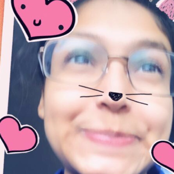 Profile Picture of Salma Mowlana (@salma2623) on Poshmark