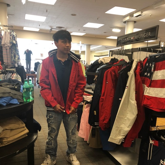 Profile Picture of Miguel Escandon (@miguel_143) on Poshmark