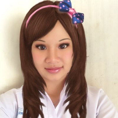 Profile Picture of Nguyễn Trần Cẩm Vân (@camvan1212) on Twitter