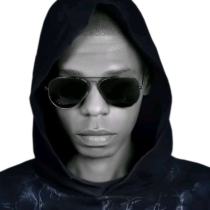 Profile Picture of iamichaelakande (@iamichaelakande) on Tiktok