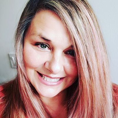 Traci Deveau - Twitter Profile Picture of Traci Deveau (@Devoted2HR) on Twitter