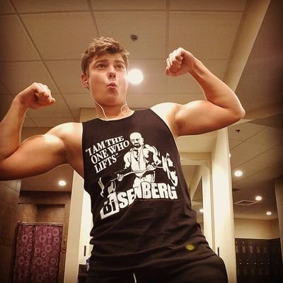 Profile Picture of Kyle Doiron (@kyle_broiron) on Twitter