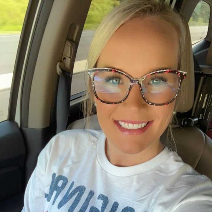Profile Picture of Danielle Peterson 🌼 (@daniellelashay94) on Tiktok