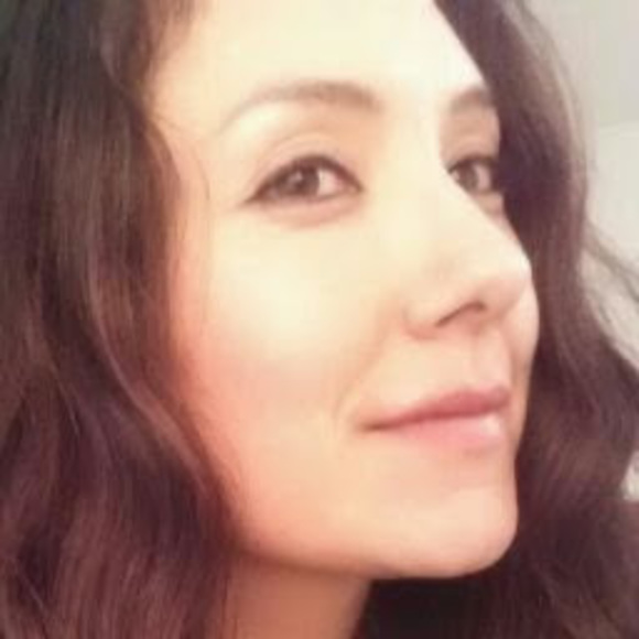 Profile Picture of Lisa Faiman (@strongmermaid) on Poshmark