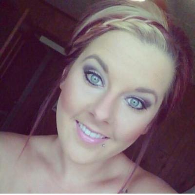 Profile Picture of Steve's Babe (@SteveDave80) on Twitter