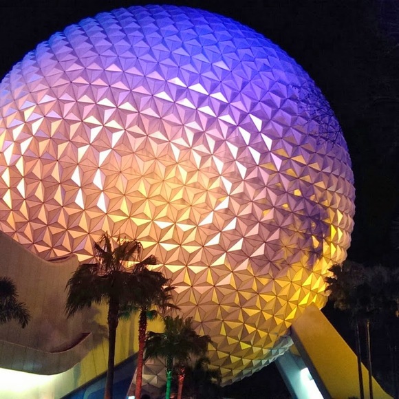 Profile Picture of Jeremy Fulford (@jlface200) on Poshmark