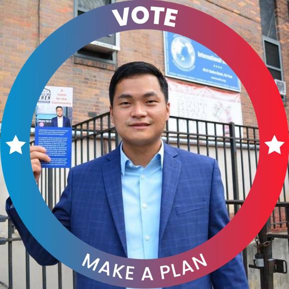 Profile Picture of Hailing Chen (@hchen2011) on Poshmark