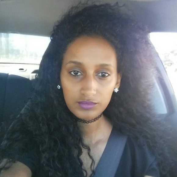 Profile Picture of Sam Abraham (@acg90) on Poshmark