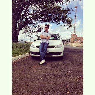 Profile Picture of Leo Miranda (@1solteirao) on Twitter