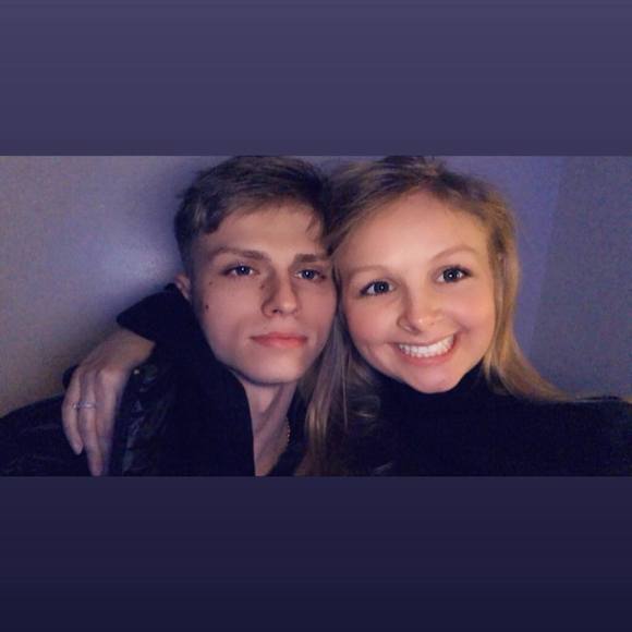 Cheyenne Britt - Poshmark Profile Picture of Cheyenne Britt (@cheyb01) on Poshmark