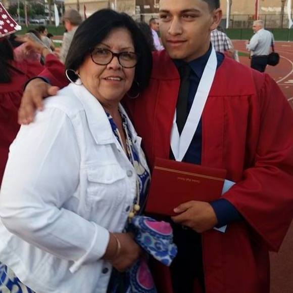 Profile Picture of Lupe Castaneda (@lupecastaneda) on Poshmark