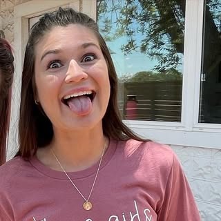 Profile Picture of Tori Benoit (@benoit_tori) on Instagram