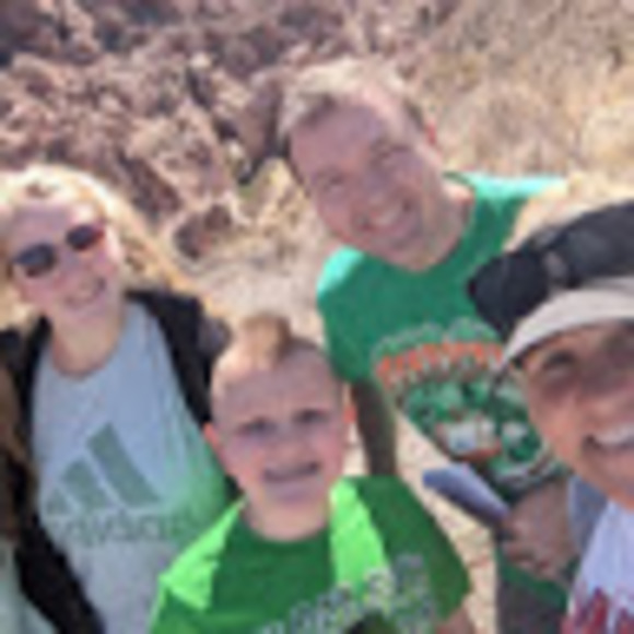 Profile Picture of Chris Schuette (@echrisdaniell) on Poshmark