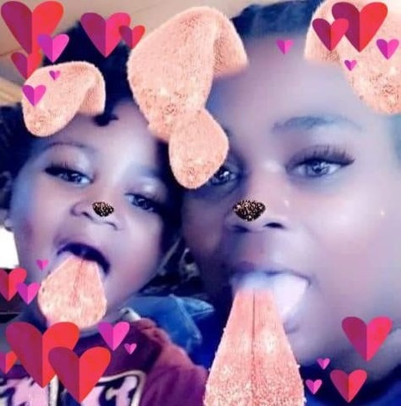 Yowe Yowe - Poshmark Profile Picture of Yowe Yowe (@yowemaura) on Poshmark