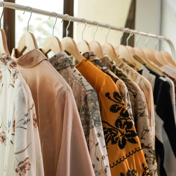 Profile Picture of Whitney Keunen (@britts_clothes) on Poshmark