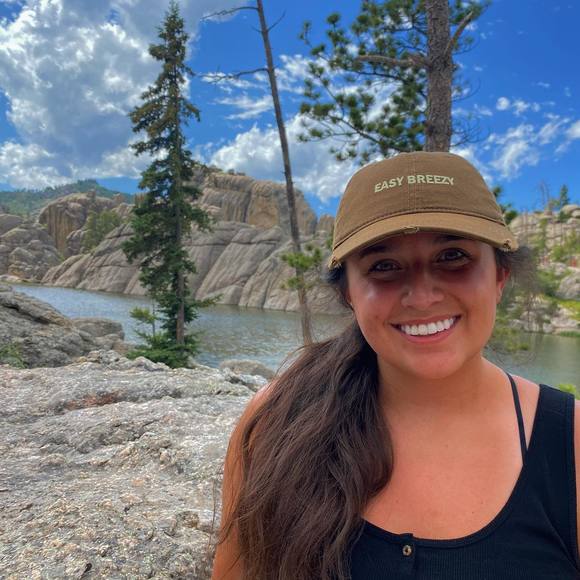 Profile Picture of Brianna Ridenour (@lilmissbrii9) on Poshmark