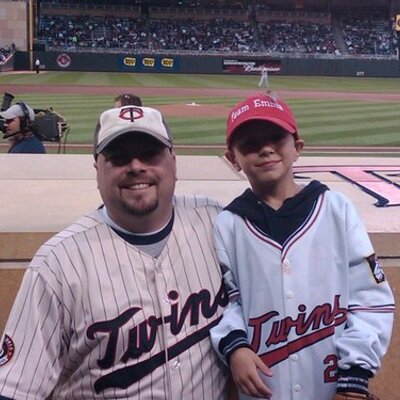 Profile Picture of Dan Schroeder (@waesterpicture) on Twitter