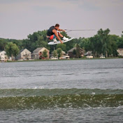 Profile Picture of Justin Janacek (@board3j) on Youtube