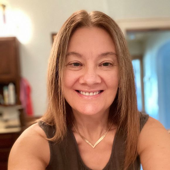 Beverly Basgall - Poshmark Profile Picture of Beverly Basgall (@bsb426) on Poshmark