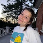 Profile Picture of tara mclaughlin ☀︎ she/her (@taraamcl) on Instagram